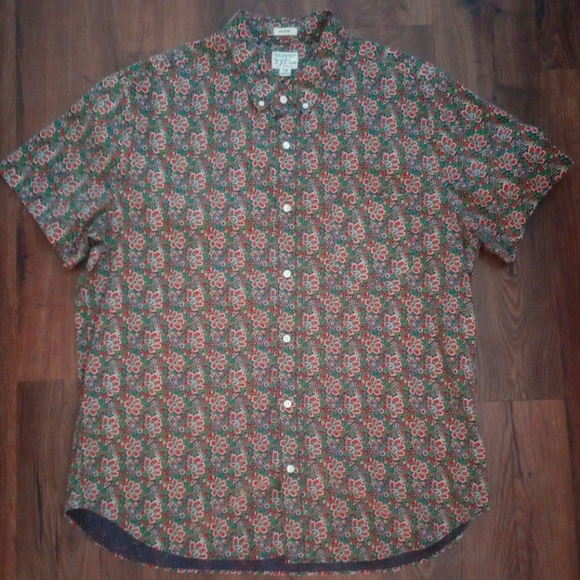 J. Crew Secret Wash Mens Classic Short Sleeve Organic Cotton Floral Shirt, XL - Picture 3 of 12